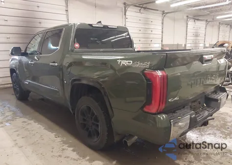 2023 Toyota Tundra Hybrid 1794 Edition из США, поврежденный, VIN 5TFMC5DB9PX029905